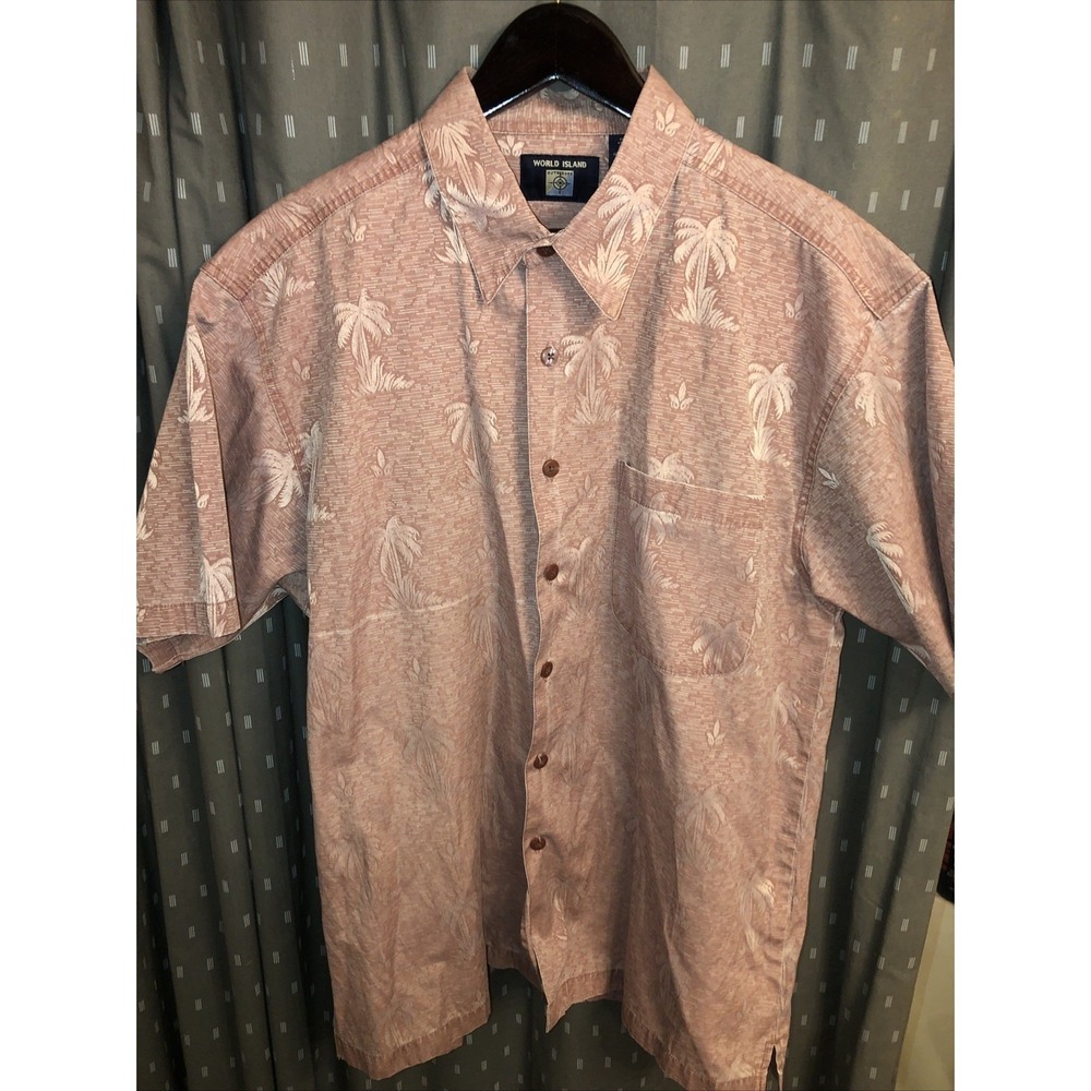 World Island Outdoors Mens Peach Colored Palm Tree Themed Button Down Shirt LG